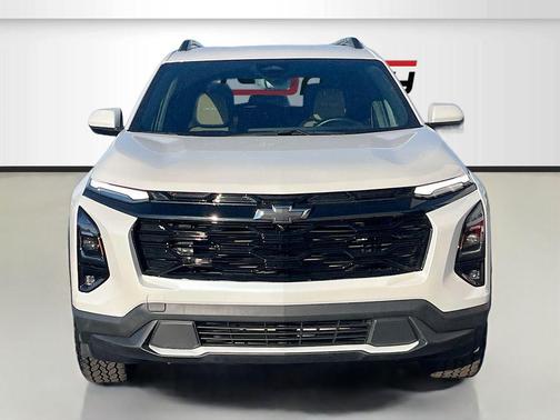 Iridescent Pearl Tricoat 2025 Chevrolet Equinox AWD ACTIV