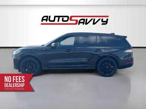 Infinite Black Metallic Clearcoat 2025 Lincoln Aviator Reserve AWD