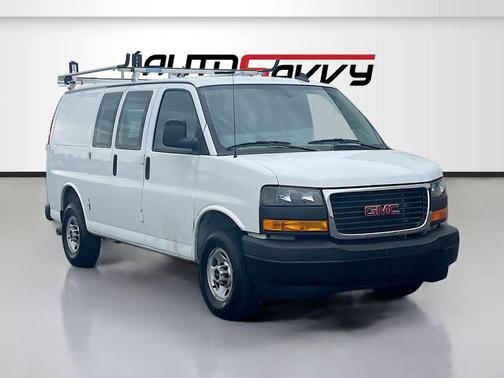 Summit White 2025 GMC Savana 3500 RWD 3500 Regular Wheelbase Work Van