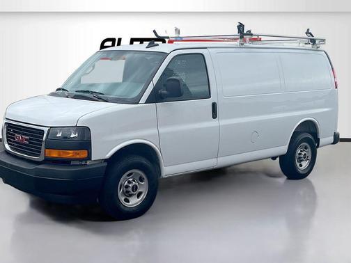 Summit White 2025 GMC Savana 3500 RWD 3500 Regular Wheelbase Work Van