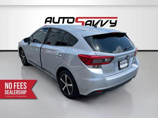 Ice Silver Metallic 2023 Subaru Impreza Base