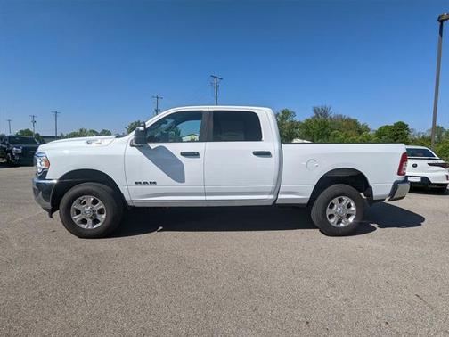 2023 RAM 2500 Big Horn Crew Cab 4x4 6'4' Box