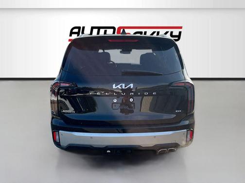 Ebony Black 2024 Kia Telluride SX