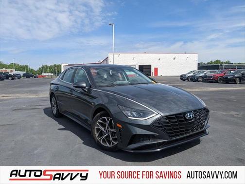 2022 Hyundai SONATA SEL