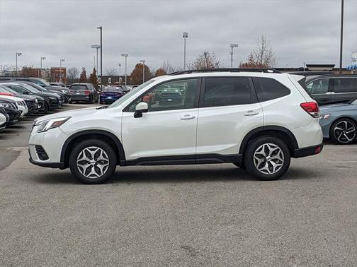2023 Subaru Forester Premium