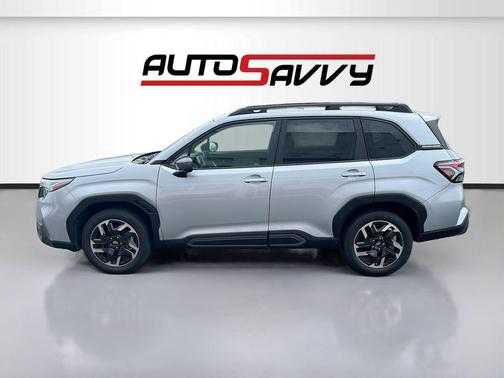Ice Silver Metallic 2025 Subaru Forester Limited