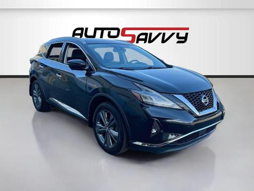 Magnetic Black Pearl 2019 Nissan Murano Platinum