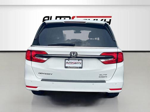 2022 Honda Odyssey Elite