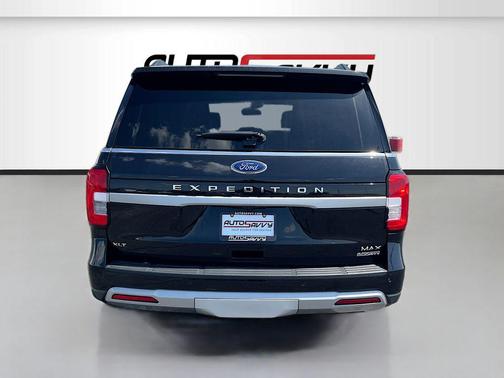 Black Metallic 2024 Ford Expedition Max XLT