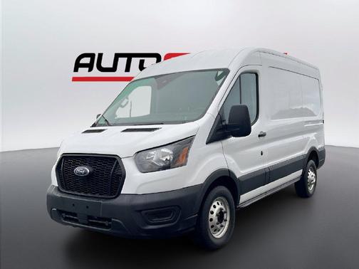 Oxford White 2022 Ford Transit-250 Base