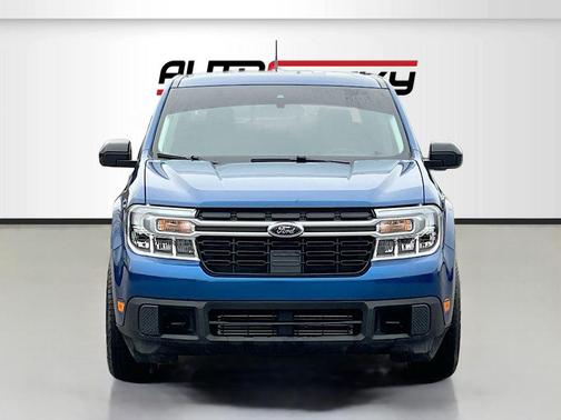 Atlas Blue Metallic 2024 Ford Maverick Lariat