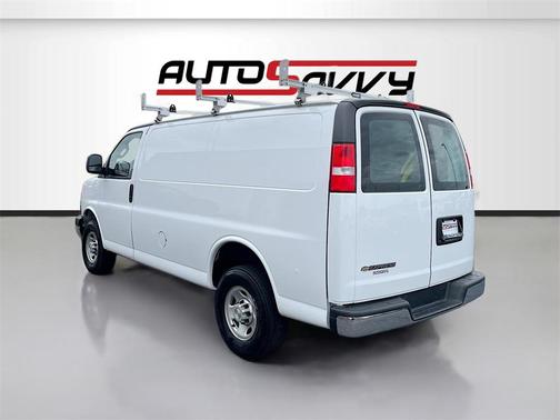 2023 Chevrolet Express 2500 RWD 2500 Regular Wheelbase WT