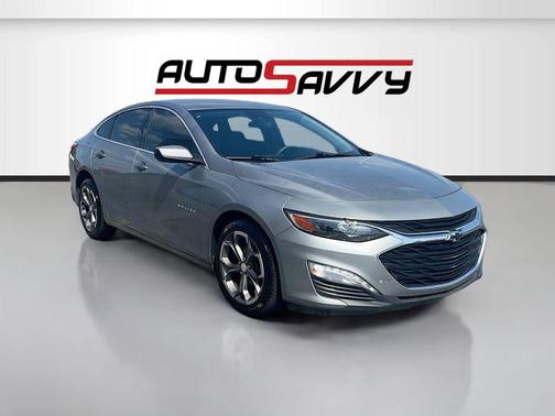 Sterling Gray Metallic 2024 Chevrolet Malibu FWD 1LT