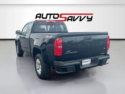 Black 2021 Chevrolet Colorado LT