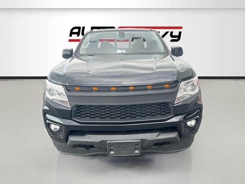 Black 2021 Chevrolet Colorado LT