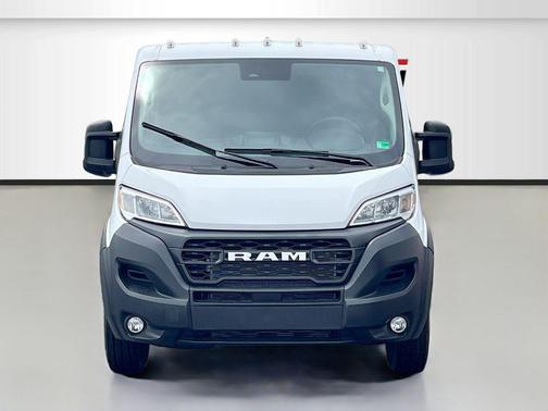 Bright White Clearcoat 2025 RAM ProMaster 1500 Low Roof