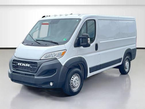 Bright White Clearcoat 2025 RAM ProMaster 1500 Low Roof
