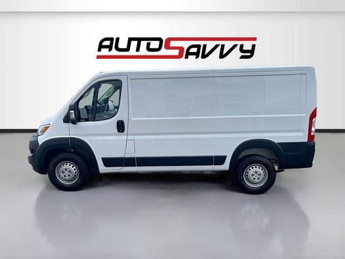Bright White Clearcoat 2025 RAM ProMaster 1500 Low Roof