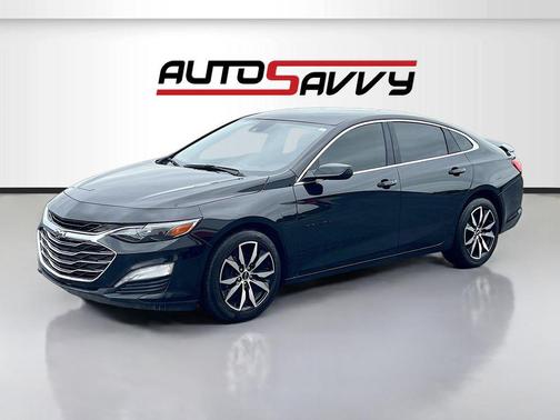 Mosaic Black Metallic 2025 Chevrolet Malibu FWD RS