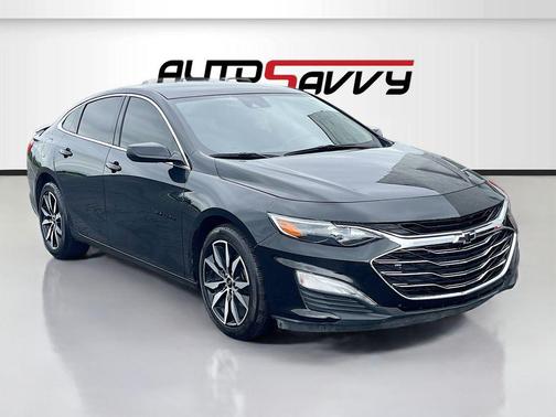 Mosaic Black Metallic 2025 Chevrolet Malibu FWD RS
