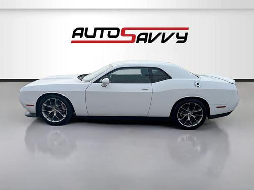 White Knuckle Clearcoat 2022 Dodge Challenger GT