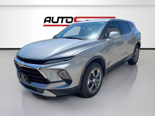 Sterling Gray Metallic 2025 Chevrolet Blazer 2LT