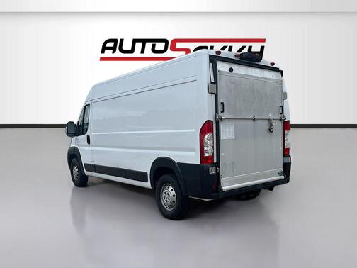 Bright White Clearcoat 2023 RAM ProMaster 2500 High Roof