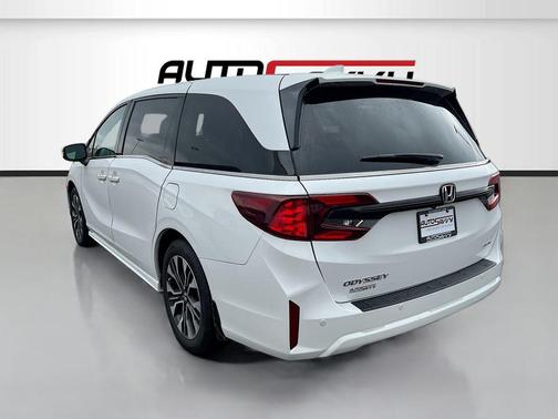 2025 Honda Odyssey Elite