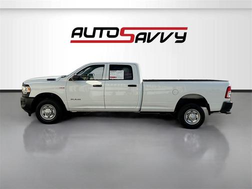2022 RAM 2500 Tradesman Crew Cab 4x2 8' Box