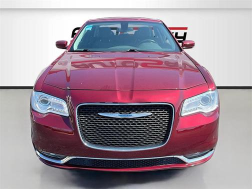 2021 Chrysler 300 Touring