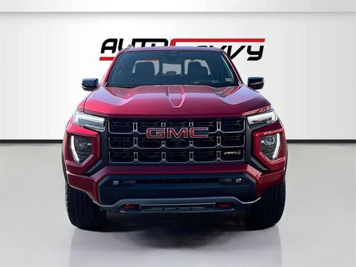 2024 GMC Canyon AT4