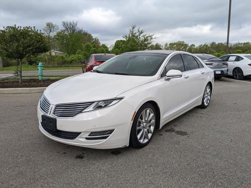 2016 Lincoln MKZ Base