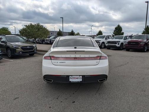2016 Lincoln MKZ Base