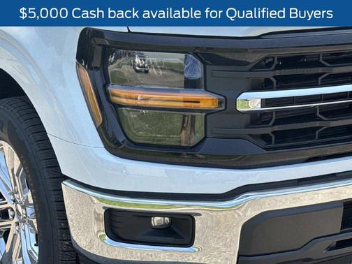 Oxford White 2026 Ford F-150 XLT