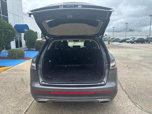 Metallic 2023 Lincoln Nautilus Standard