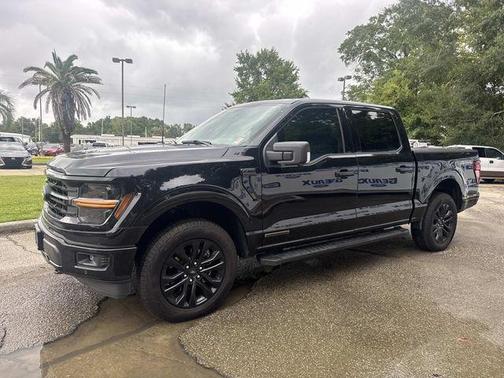 Agate Black Metallic 2025 Ford F-150 XLT