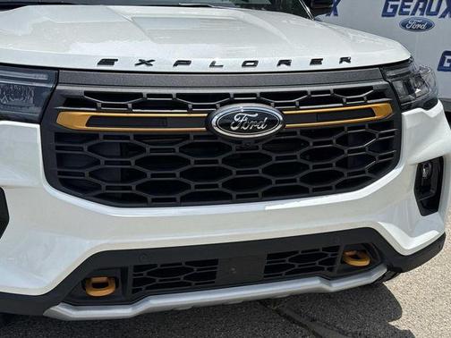 White Metallic 2026 Ford Explorer Tremor