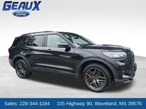 Black Metallic 2025 Ford Explorer ST-Line