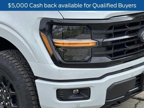 Avalanche 2026 Ford F-150 XLT