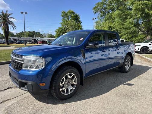 Blue Metallic 2024 Ford Maverick Lariat