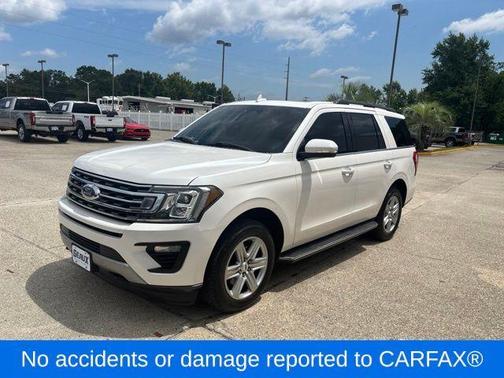 White Platinum Clearcoat Metallic 2018 Ford Expedition XLT