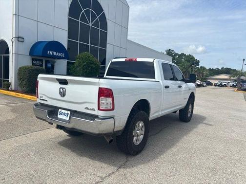 Bright White Clearcoat 2024 RAM 2500 Big Horn