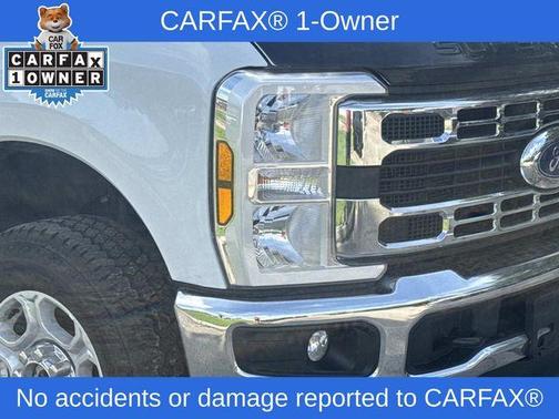 Oxford White 2024 Ford F-250 XLT