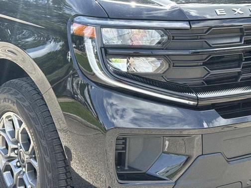 Black Metallic 2026 Ford Expedition Max Active