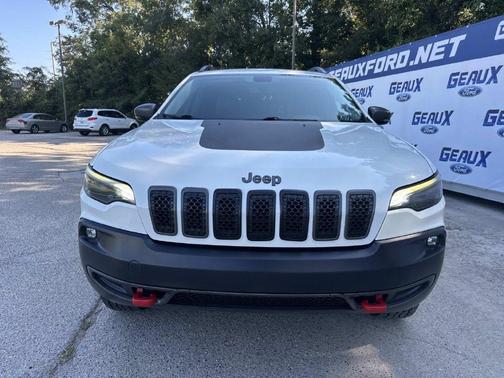 Pearl White Pearlcoat 2019 Jeep Cherokee Trailhawk
