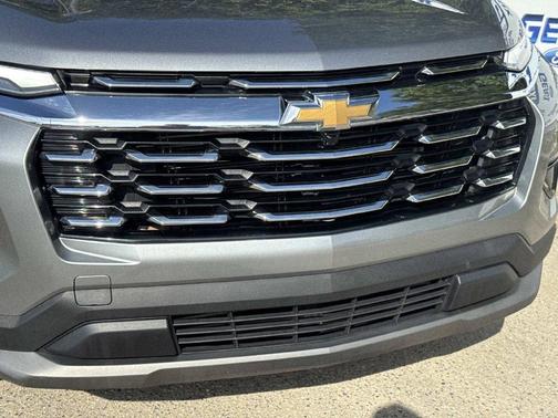 Sterling Gray Metallic 2026 Chevrolet Equinox LT