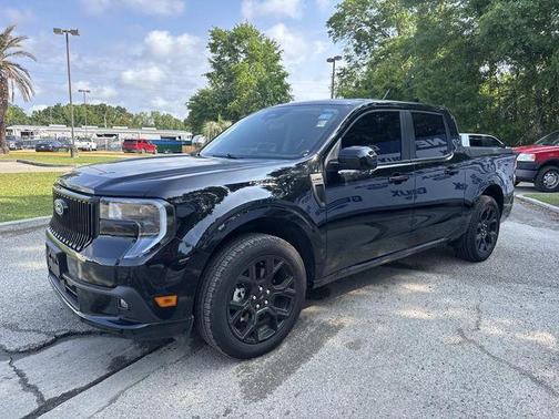 Shadow Black 2025 Ford Maverick Lobo Standard