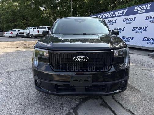 Shadow Black 2025 Ford Maverick Lobo Standard