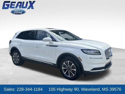 White Metallic 2023 Lincoln Nautilus Reserve