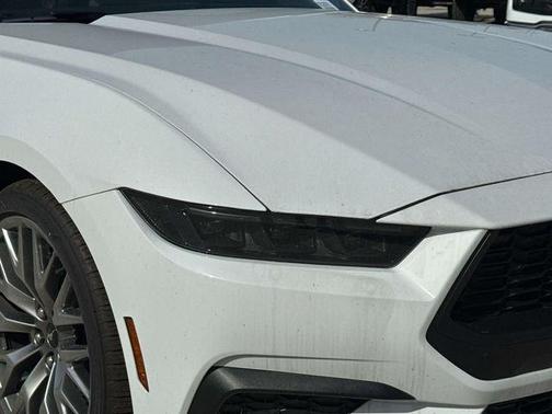 Oxford White 2025 Ford Mustang EcoBoost Premium